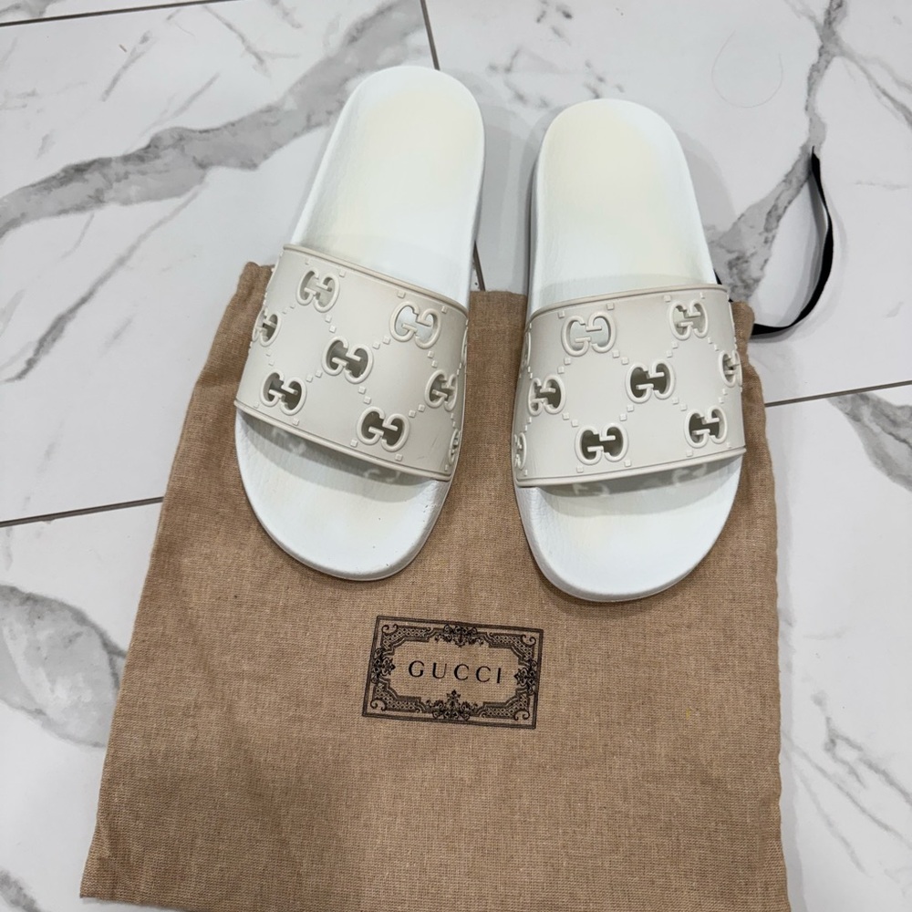 Gucci White Slide Sandals with Logo